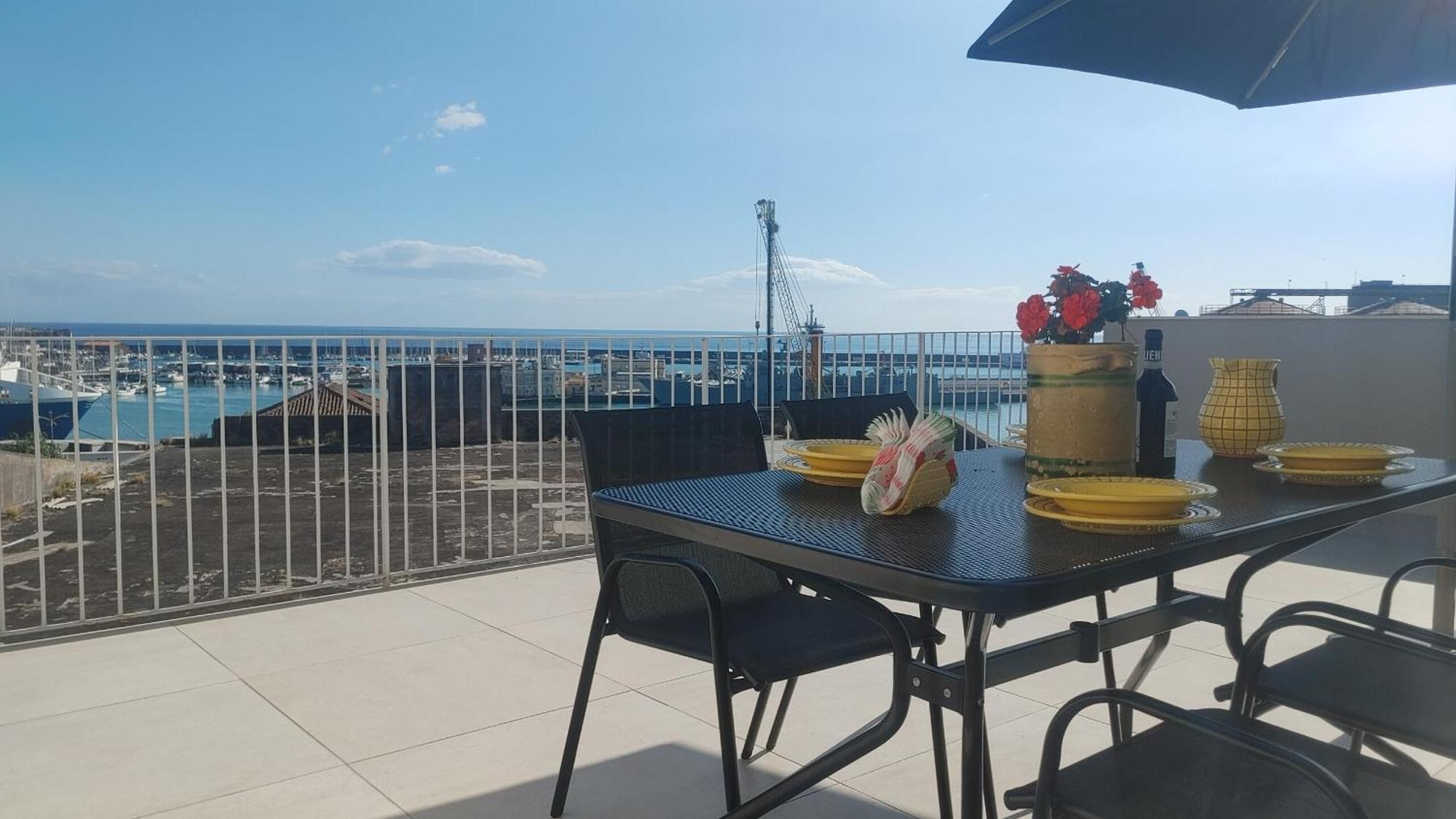 Attico Sul Porto Di Catania E Vista Vulcano Exteriér fotografie